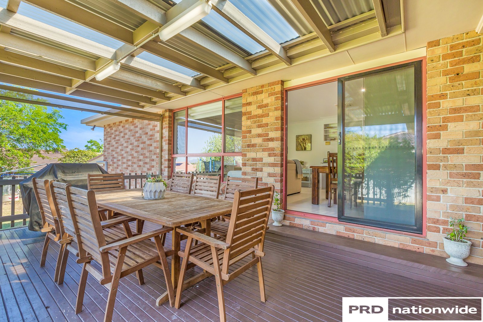 8 Dibar Drive TAMWORTH 20