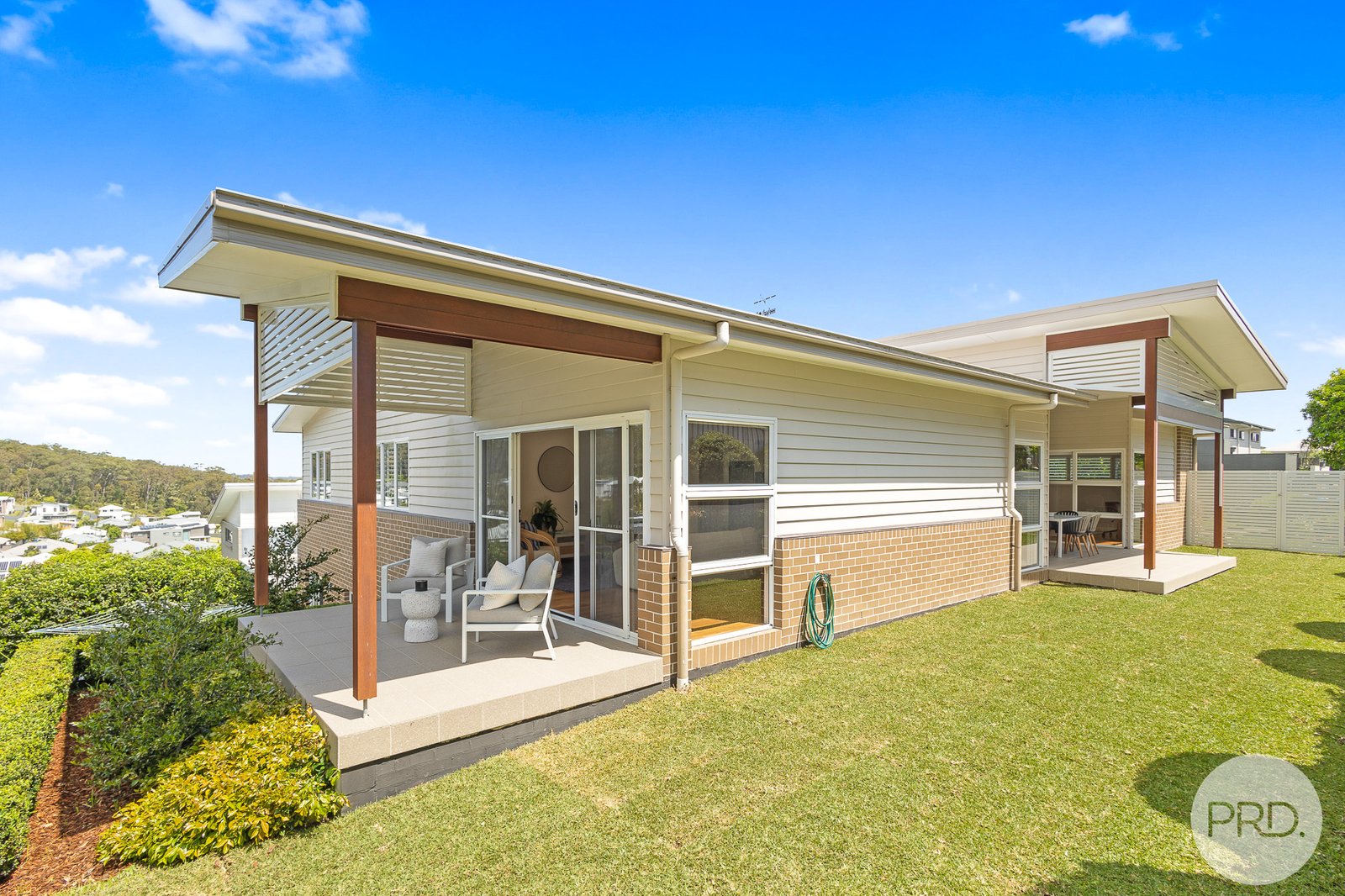 8 Dockside Avenue CORLETTE 8