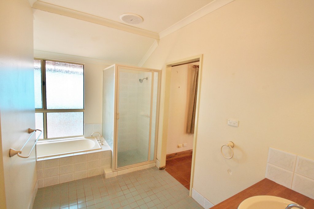 8 Dolby Road BROOME 8