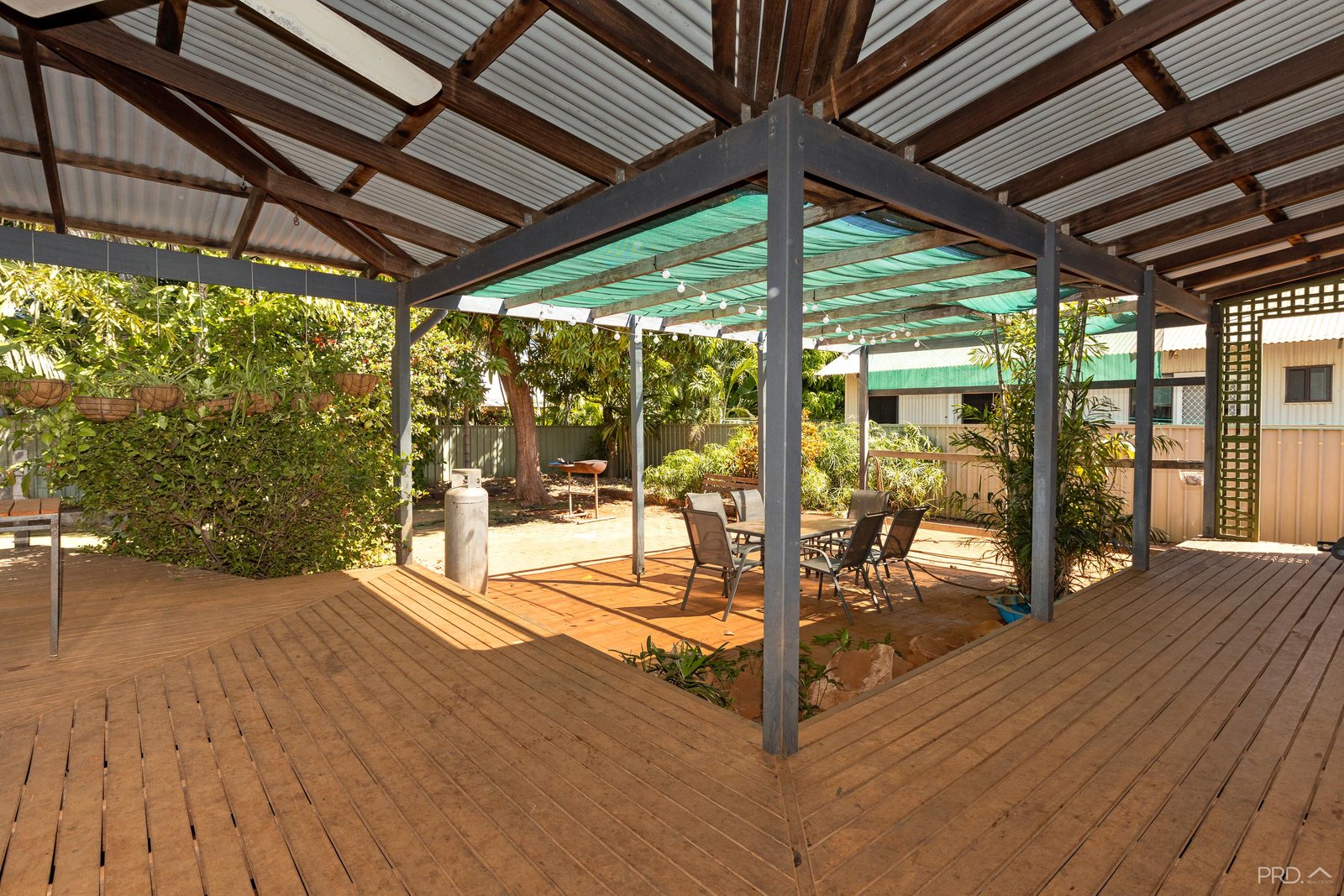 8 Dolby Road CABLE BEACH 2