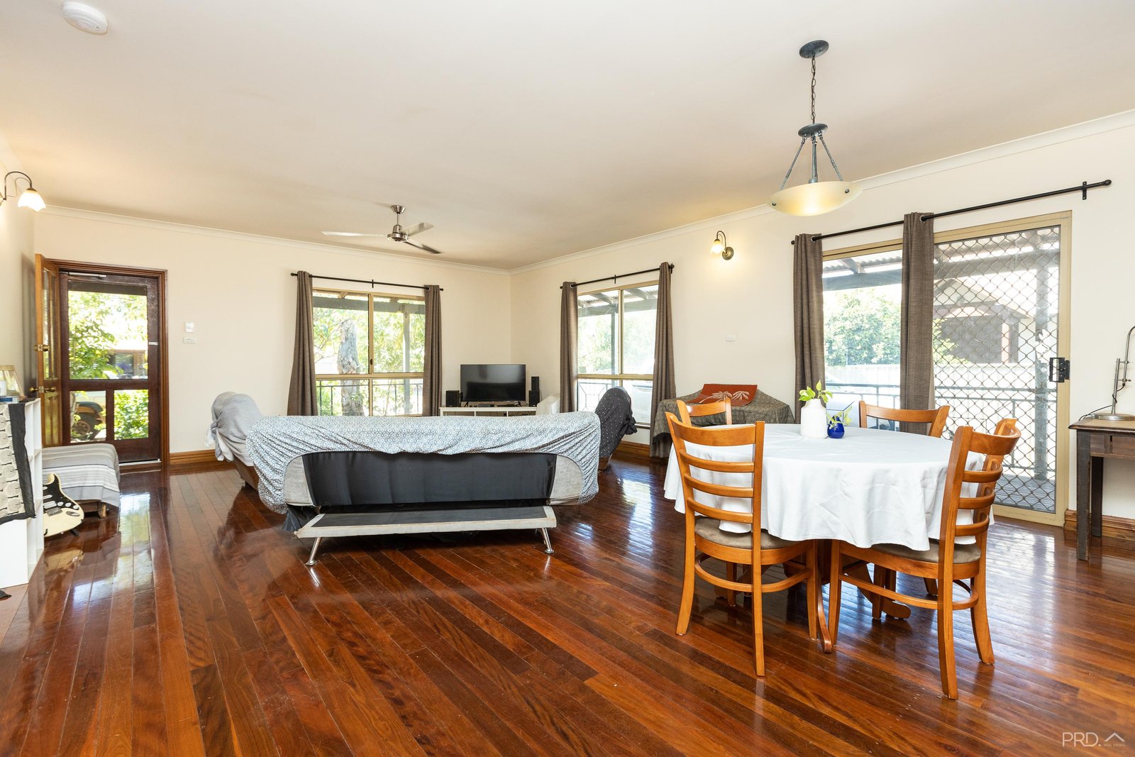 8 Dolby Road CABLE BEACH 17