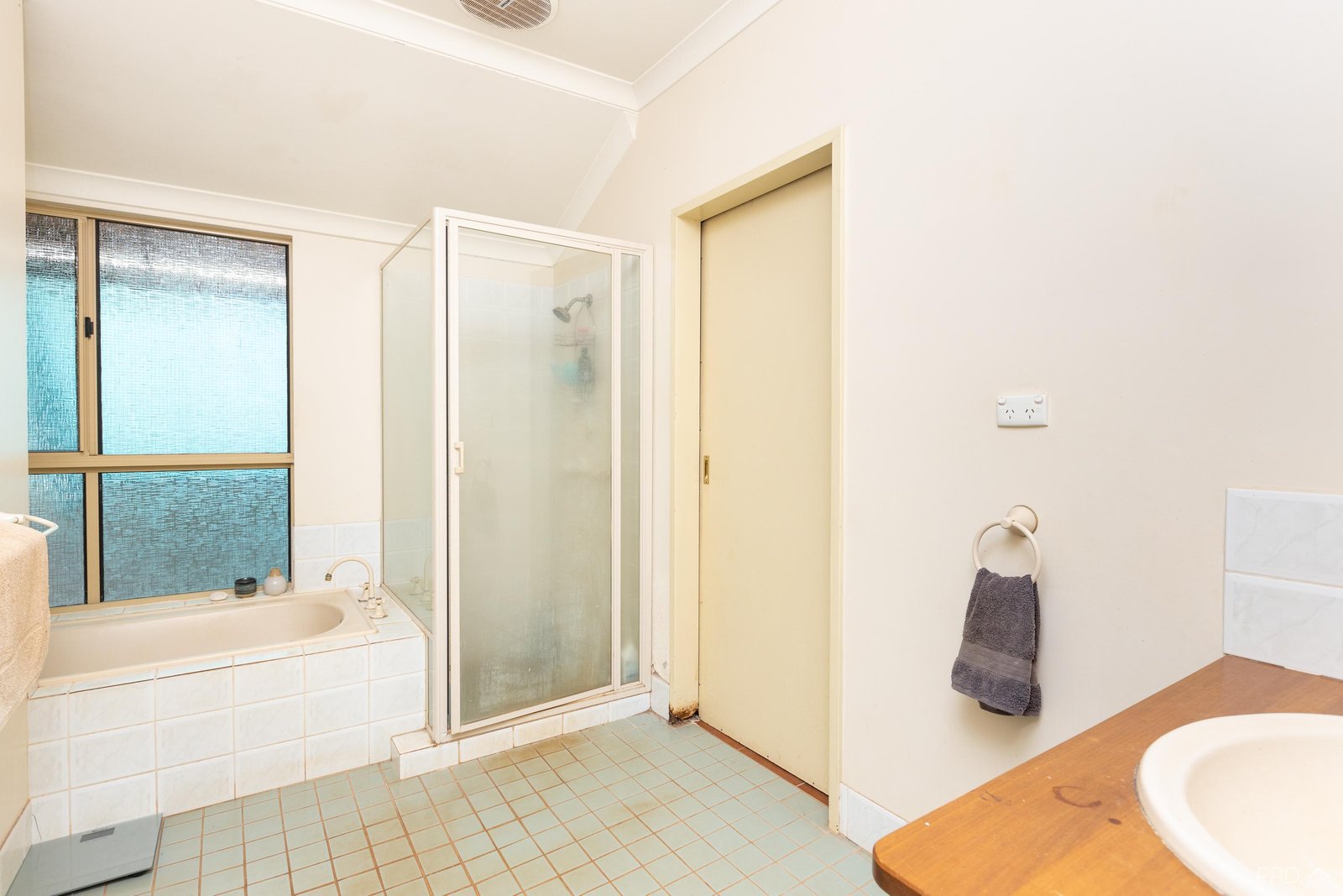 8 Dolby Road CABLE BEACH 22