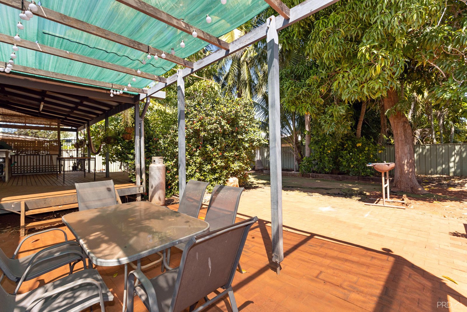 8 Dolby Road CABLE BEACH 27