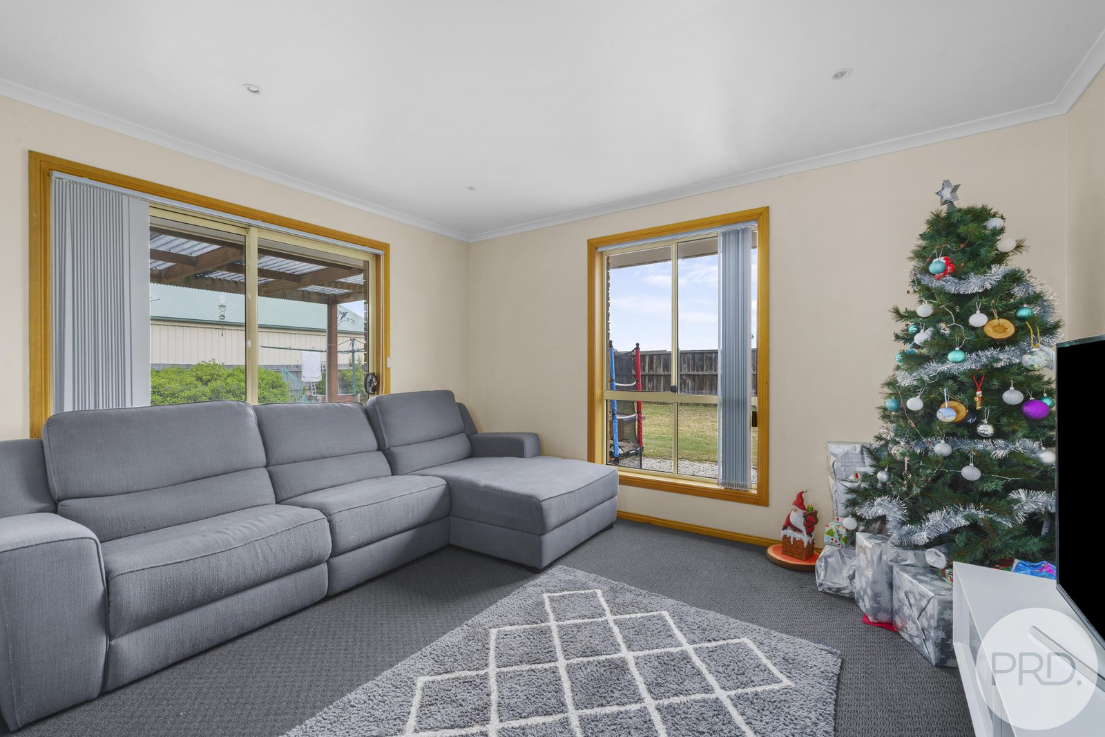 8 Dollery Court BRIGHTON 3