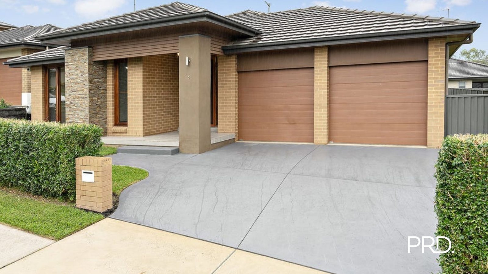 8 Domus St  Glenmore Park 1