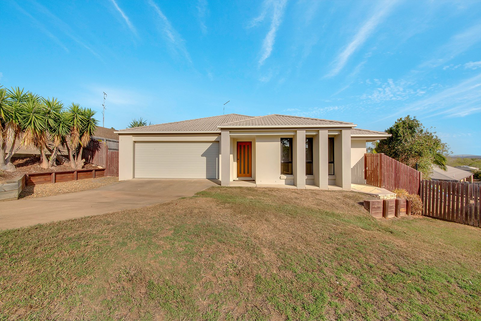 8 Don Cameron Drive CALLIOPE 1