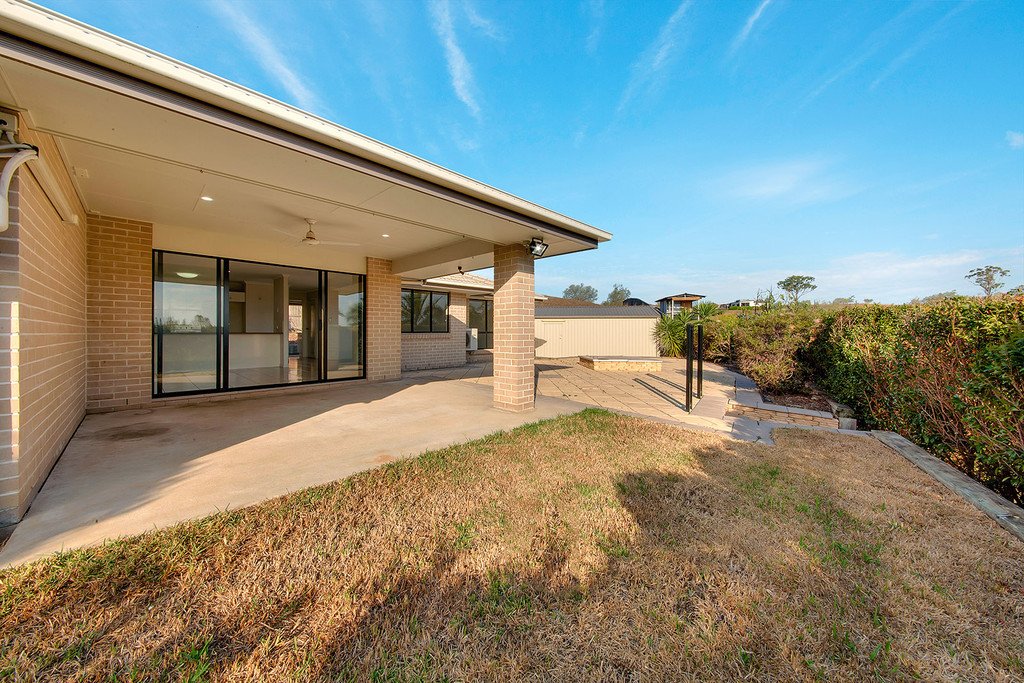 8 Don Cameron Drive CALLIOPE 20