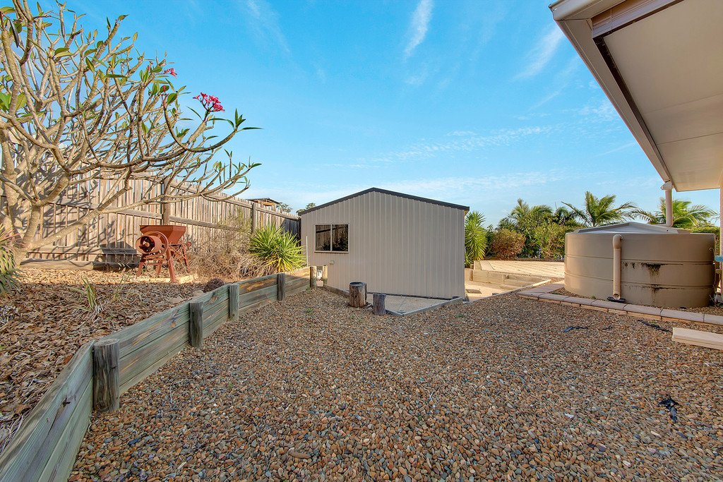 8 Don Cameron Drive CALLIOPE 23
