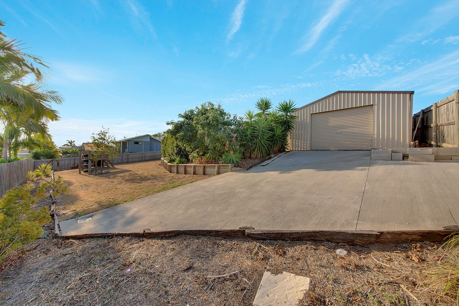 8 Don Cameron Drive CALLIOPE 25