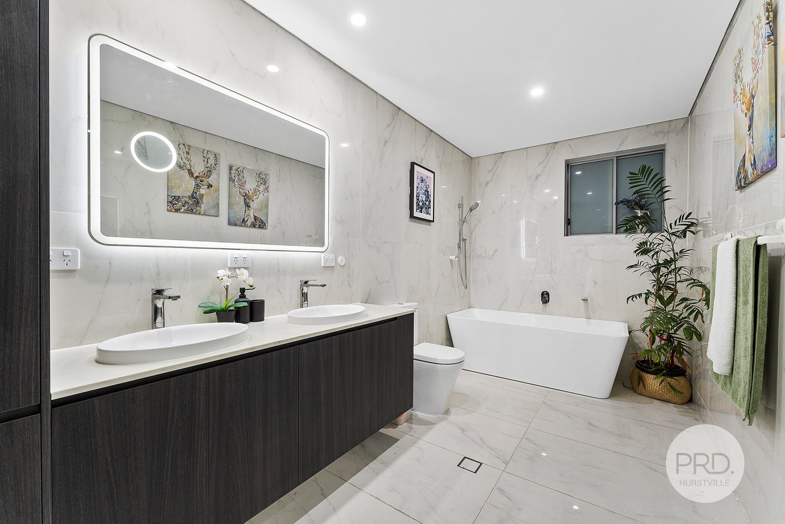 8 Donald Street HURSTVILLE 7