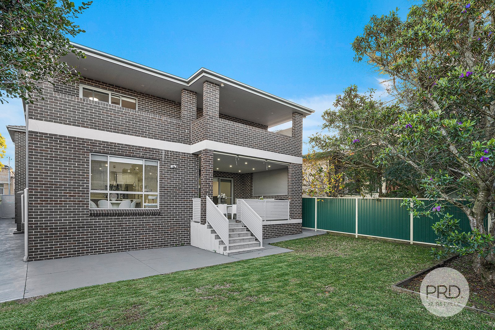 8 Donald Street HURSTVILLE 9