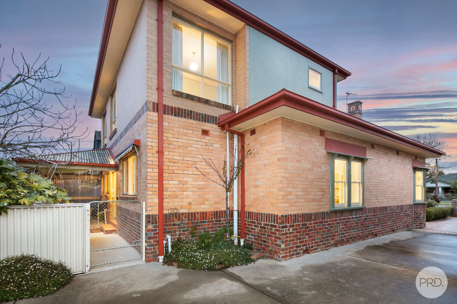 8 Dowling Street LAKE WENDOUREE 19