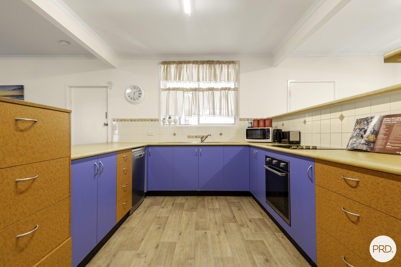 8 Downie Avenue BUCASIA 13