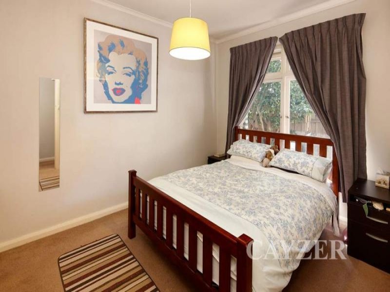 Gallery: 8 Draper Street