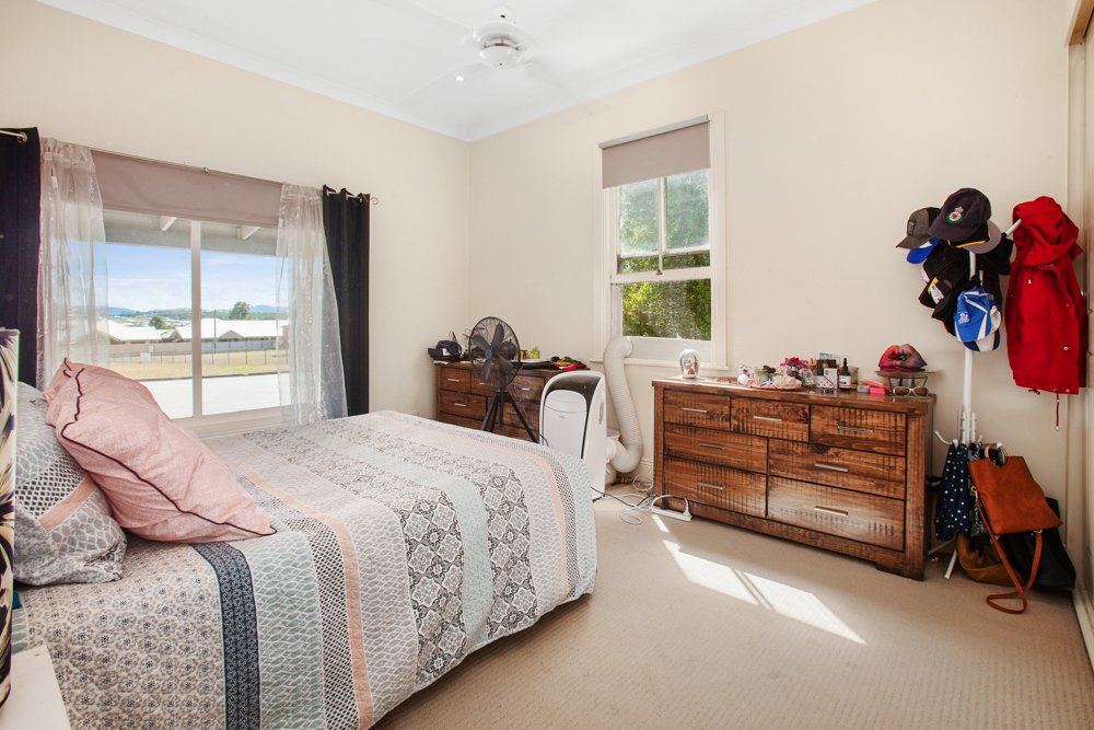 8 Drinan Street BRANXTON 9