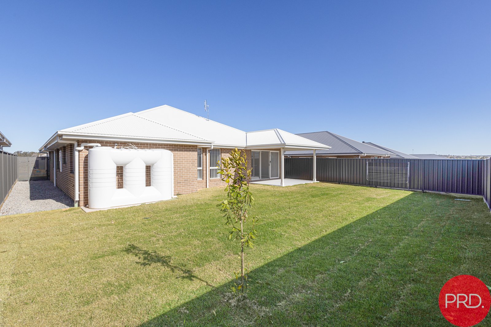 8 Drover Drive LOCHINVAR 8