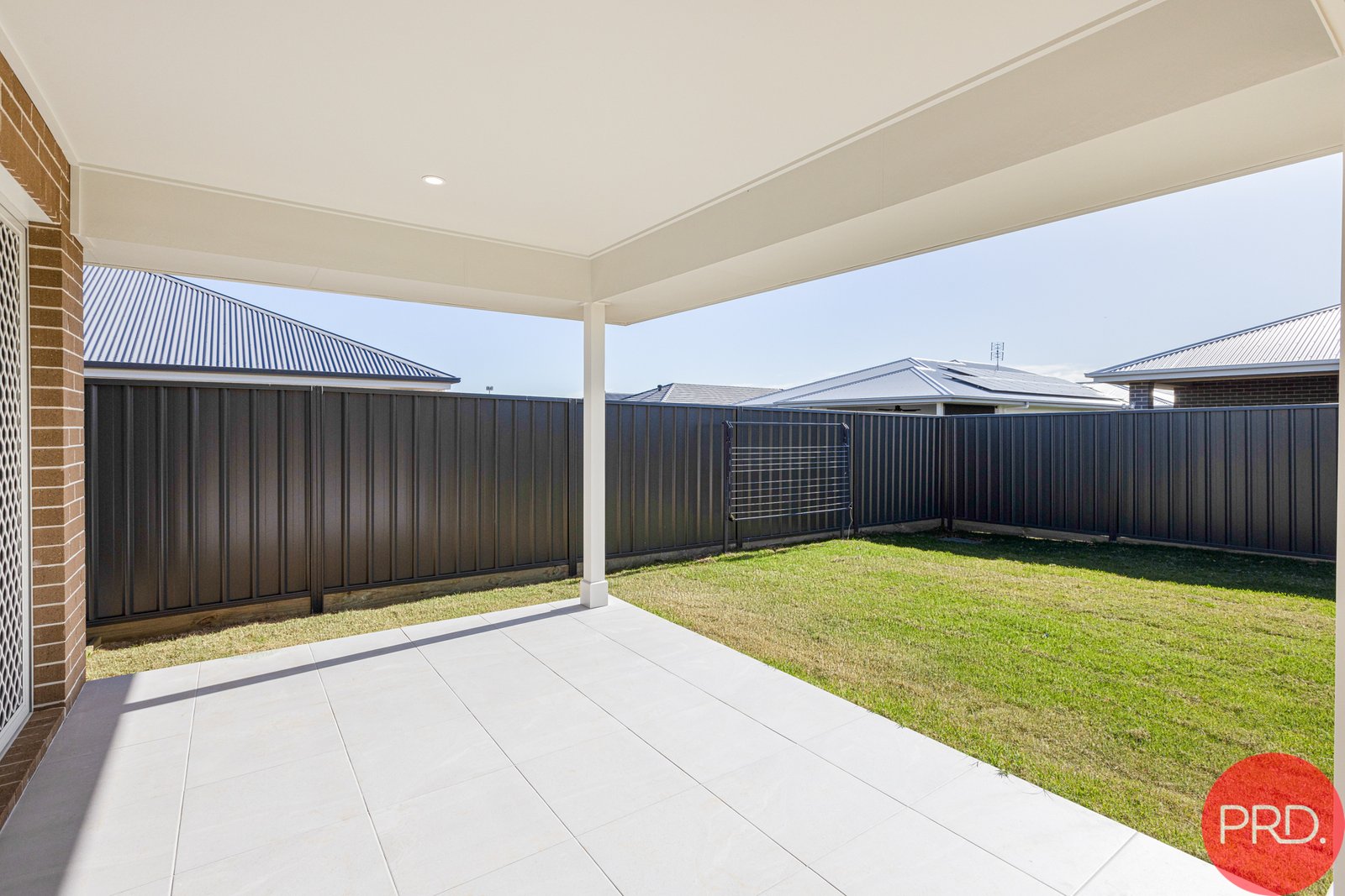 8 Drover Drive LOCHINVAR 29