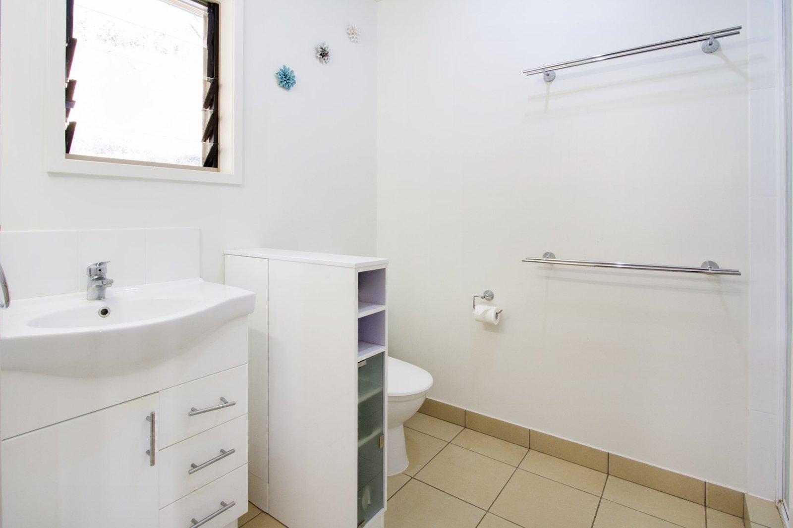 8 Duell Road CANNONVALE 9