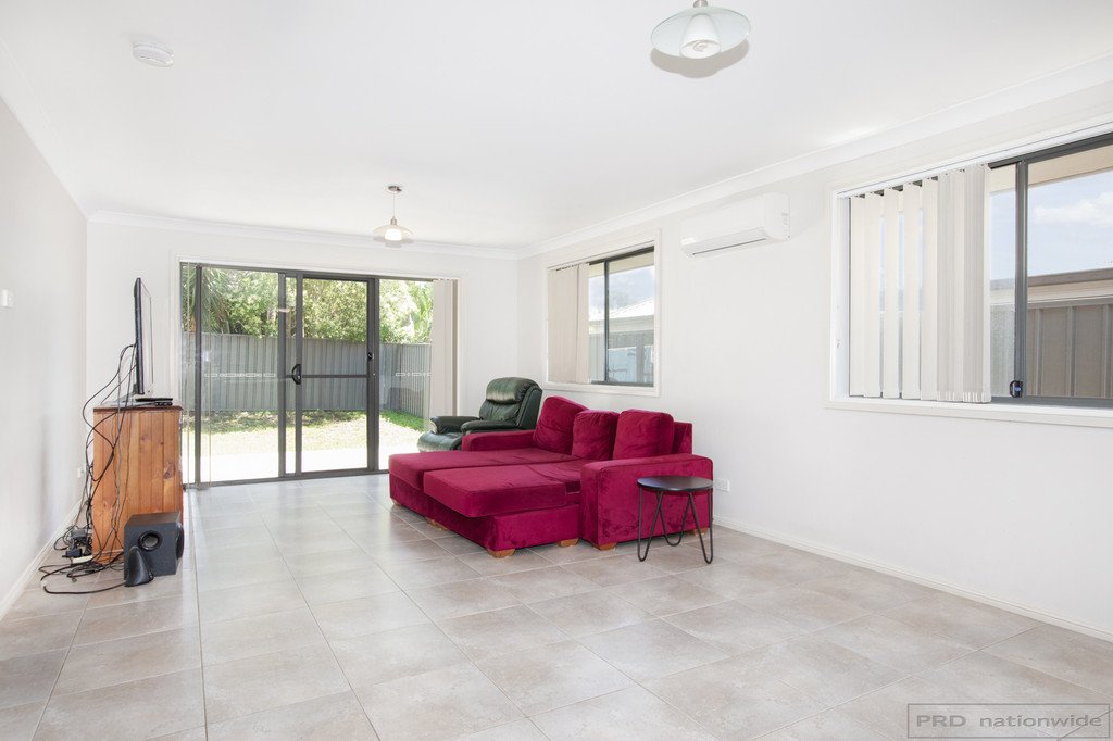8 Dunmore Road LARGS 5
