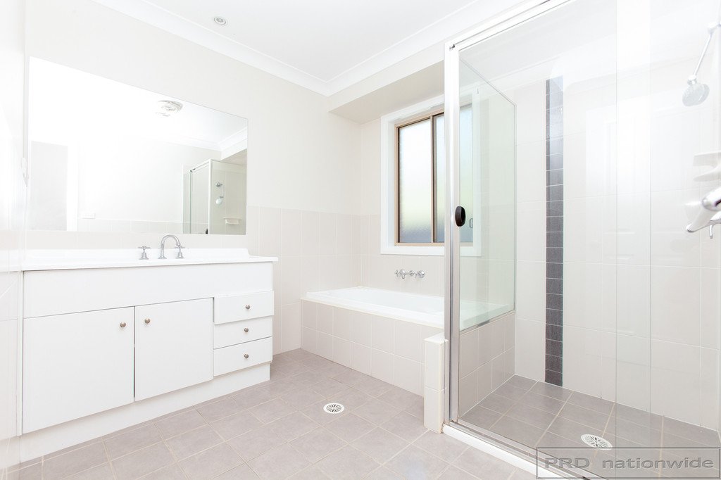 8 Durban Crescent EAST MAITLAND 16