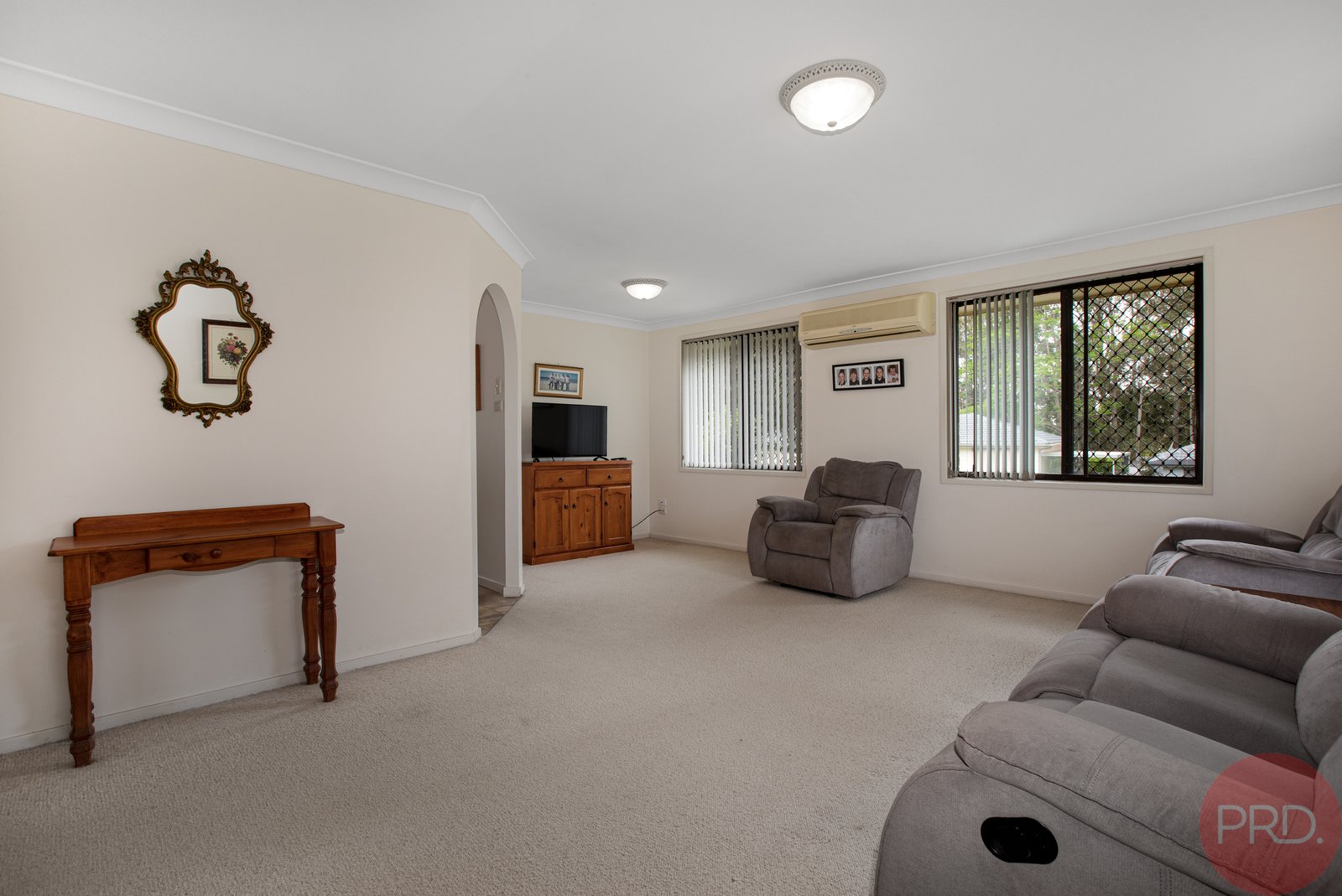 8 Dutton Street METFORD 3