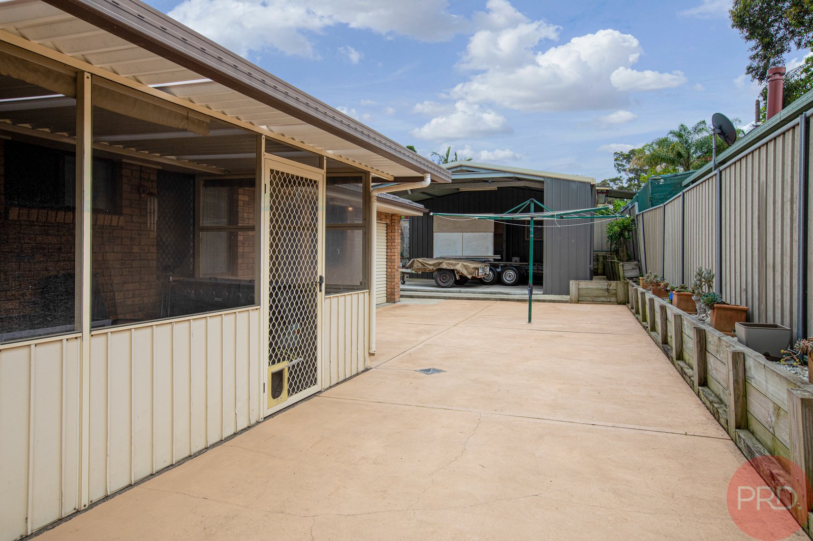8 Dutton Street METFORD 12