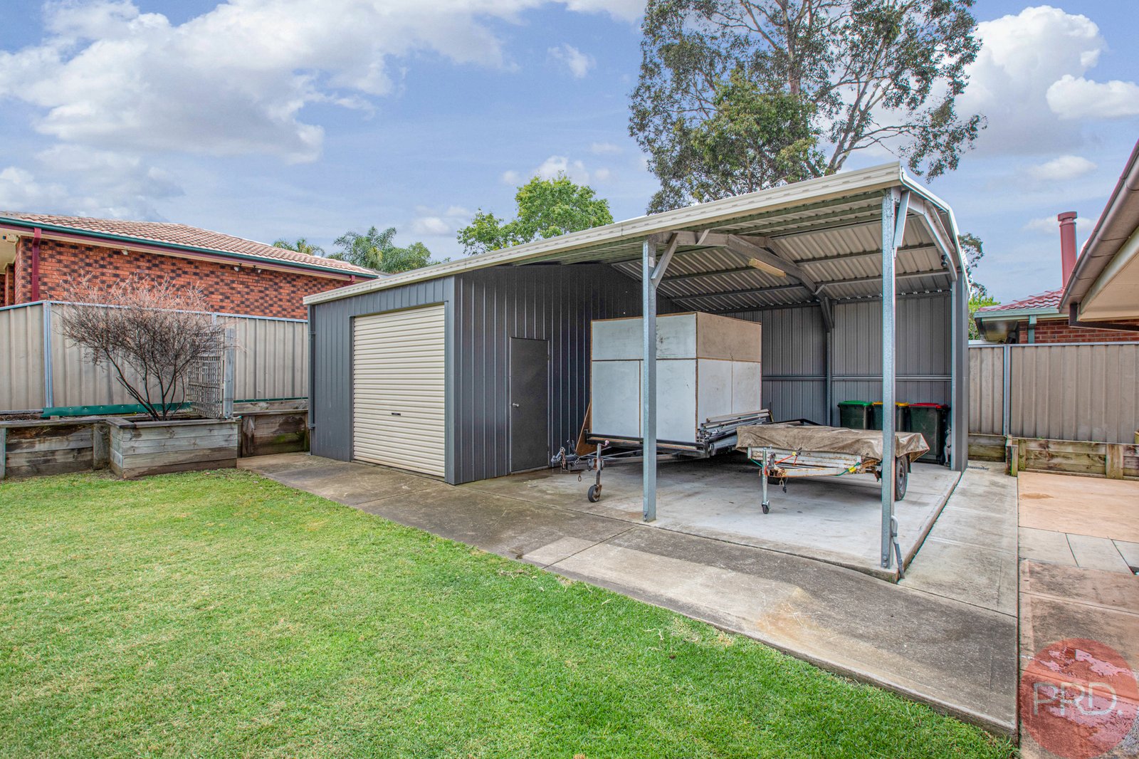 8 Dutton Street METFORD 15
