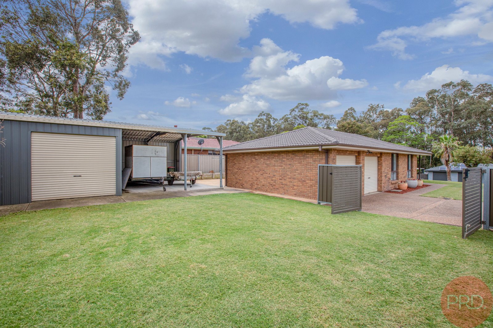 8 Dutton Street METFORD 18