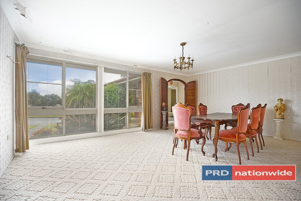 8 Edward Street KINGSWOOD 2