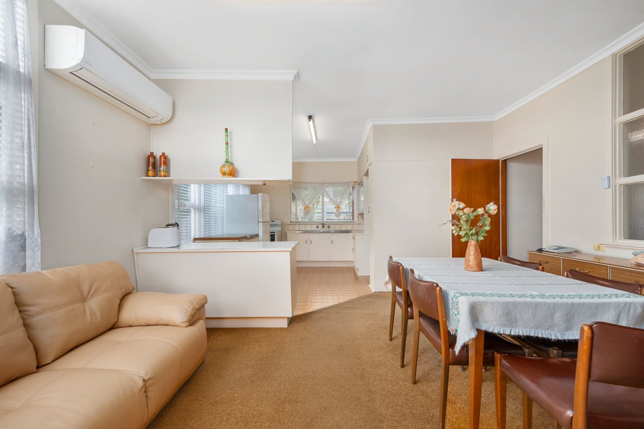 8 Eleventh Avenue WEST MOONAH 4