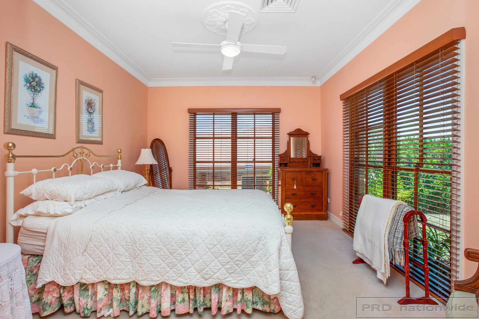 8 Elm Close LARGS 13