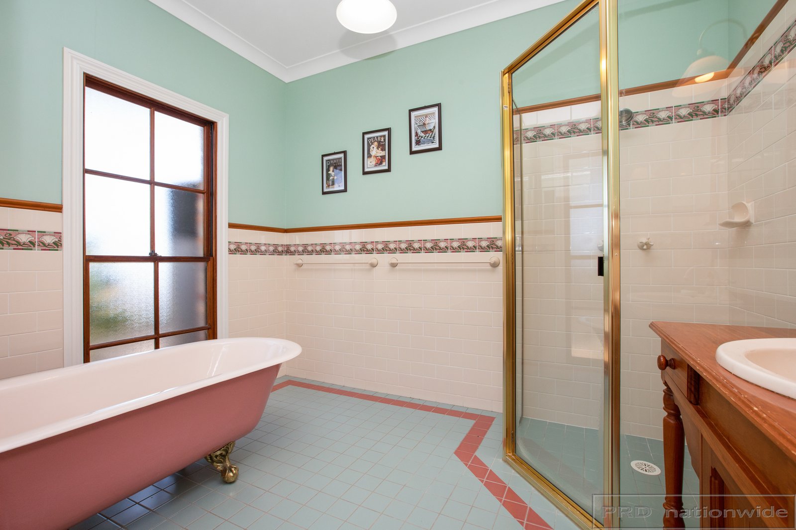 8 Elm Close LARGS 18