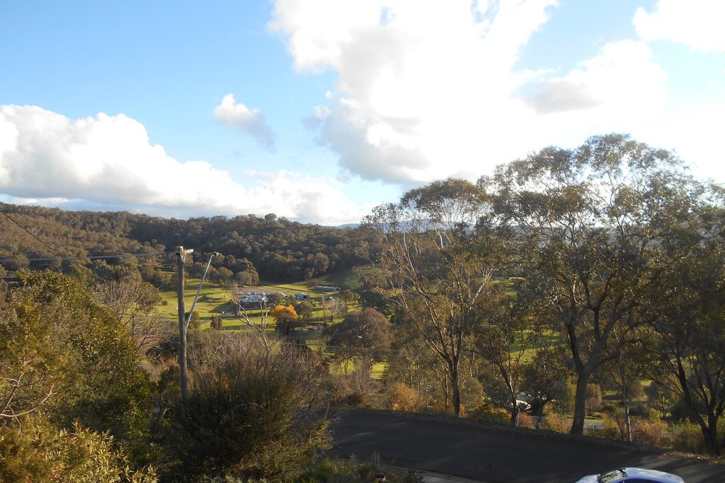 8 Elphick Street TUMUT 3