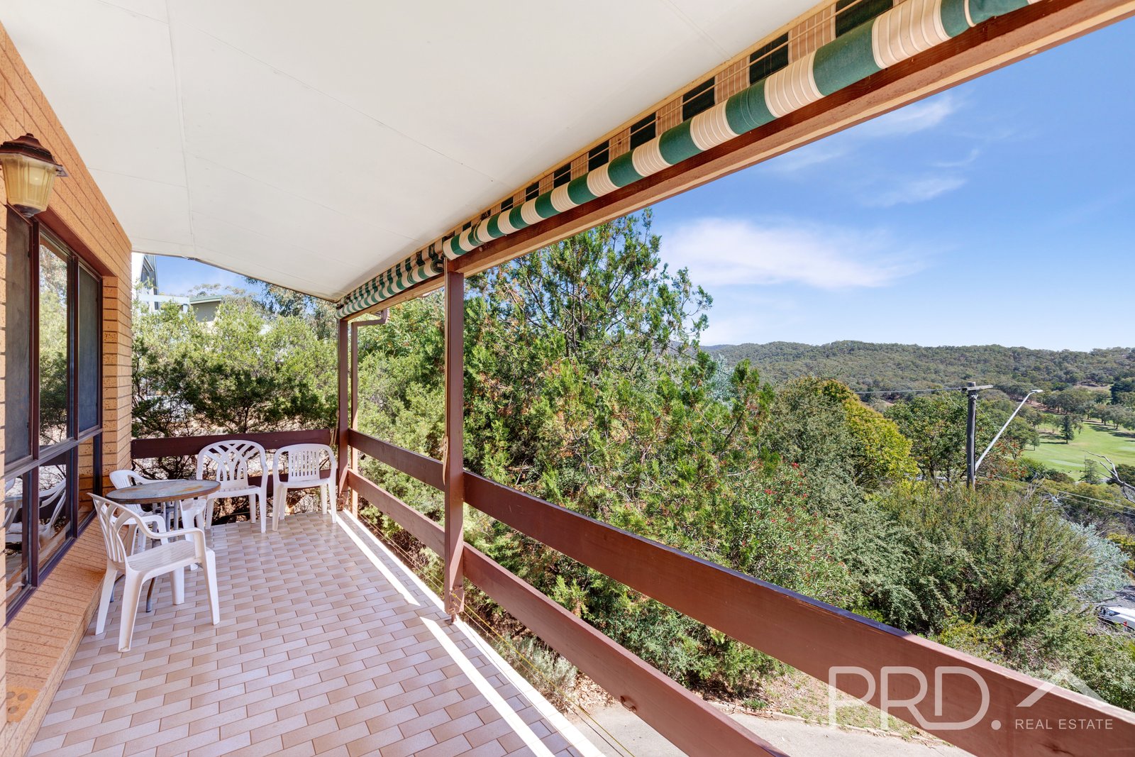 8 Elphick Street TUMUT 3