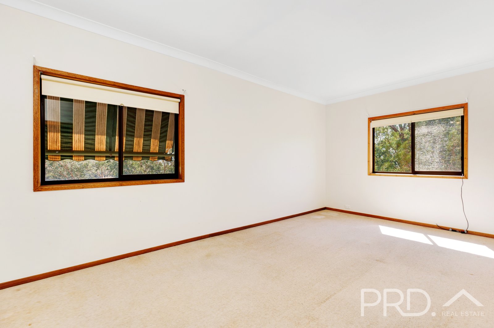 8 Elphick Street TUMUT 11