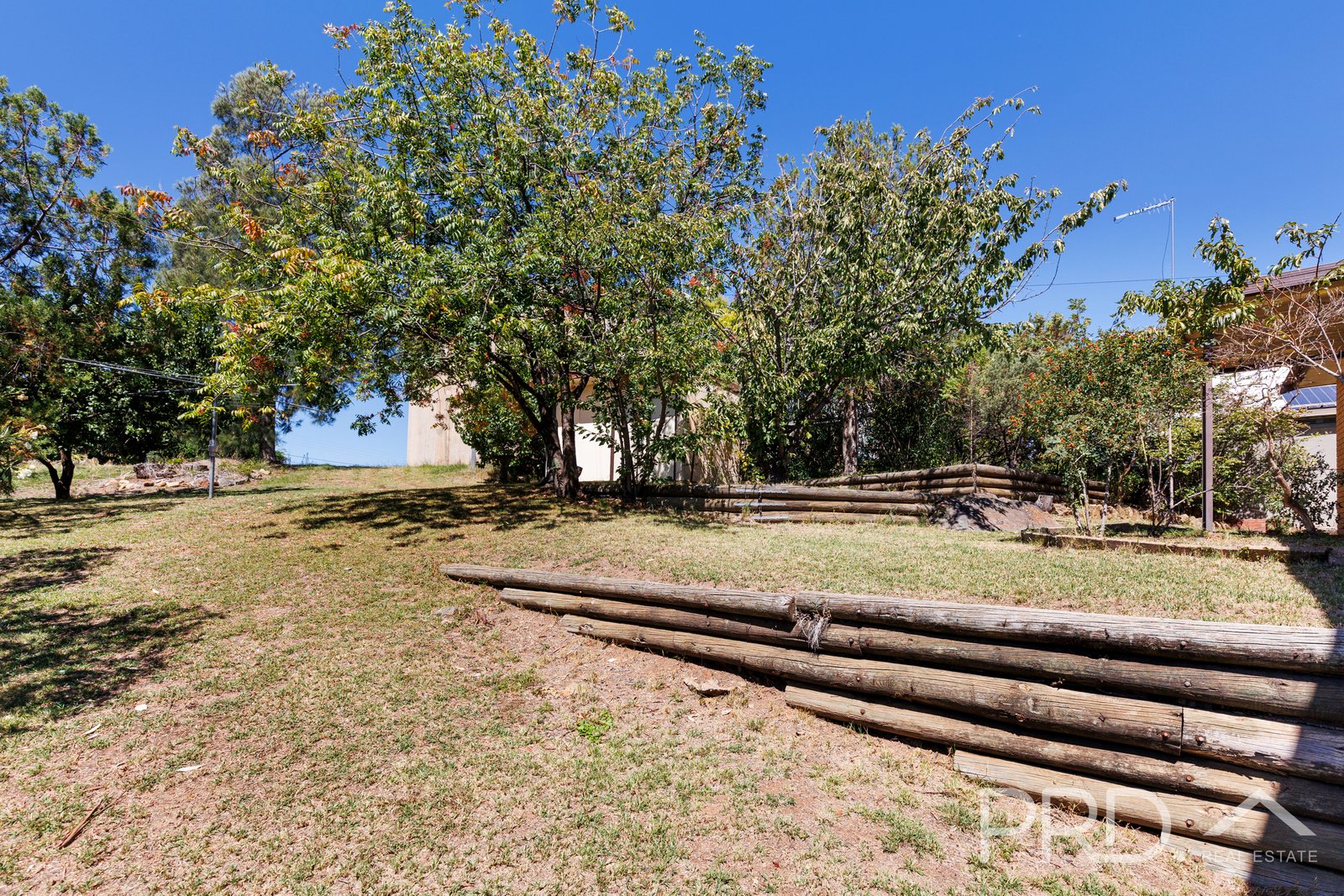 8 Elphick Street TUMUT 15