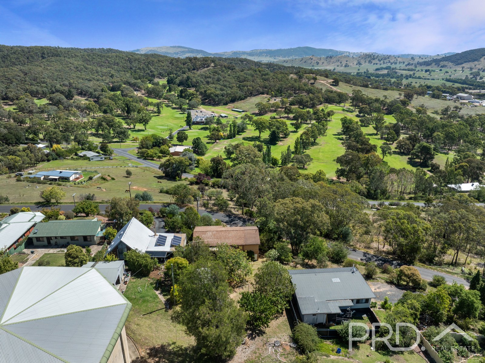 8 Elphick Street TUMUT 16