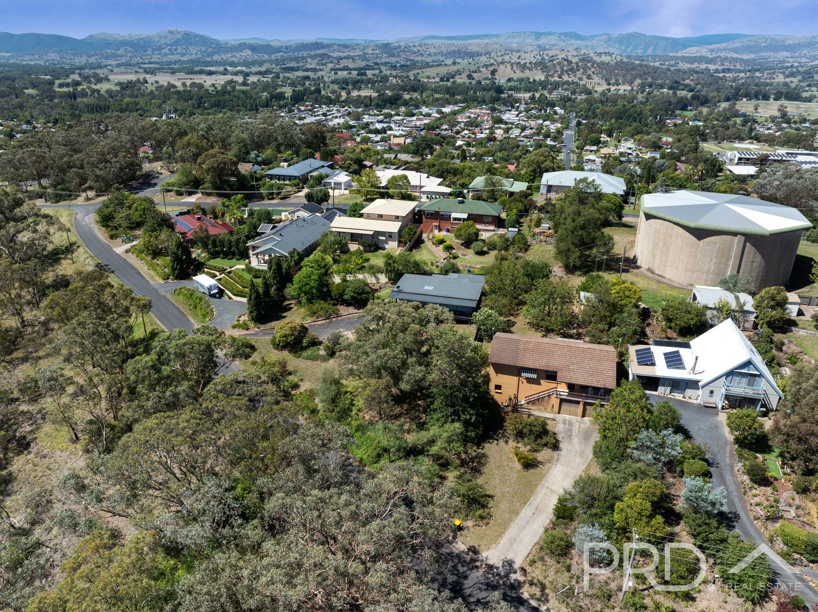 8 Elphick Street TUMUT 17