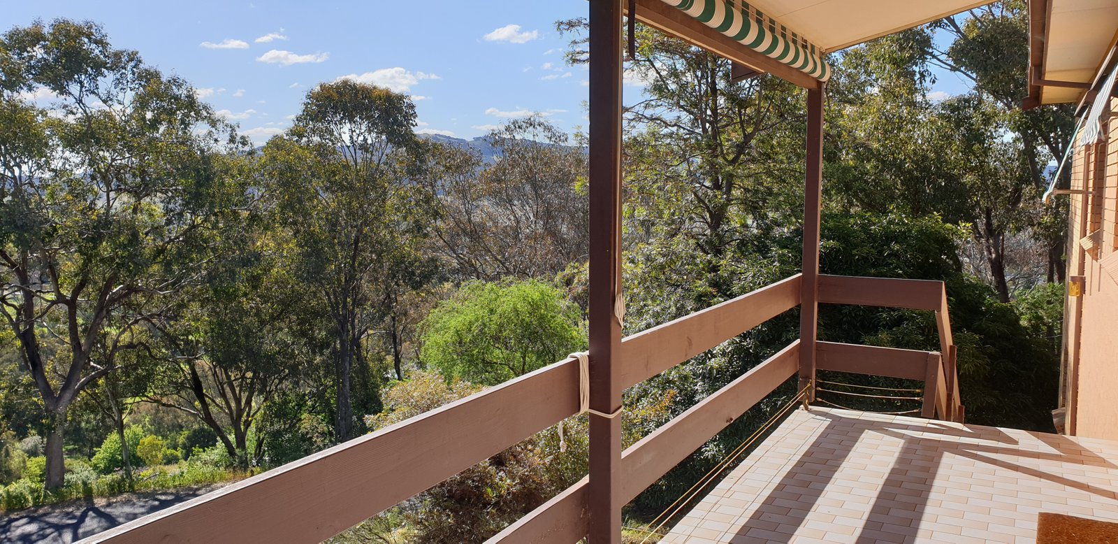 8 Elphick Street TUMUT 2