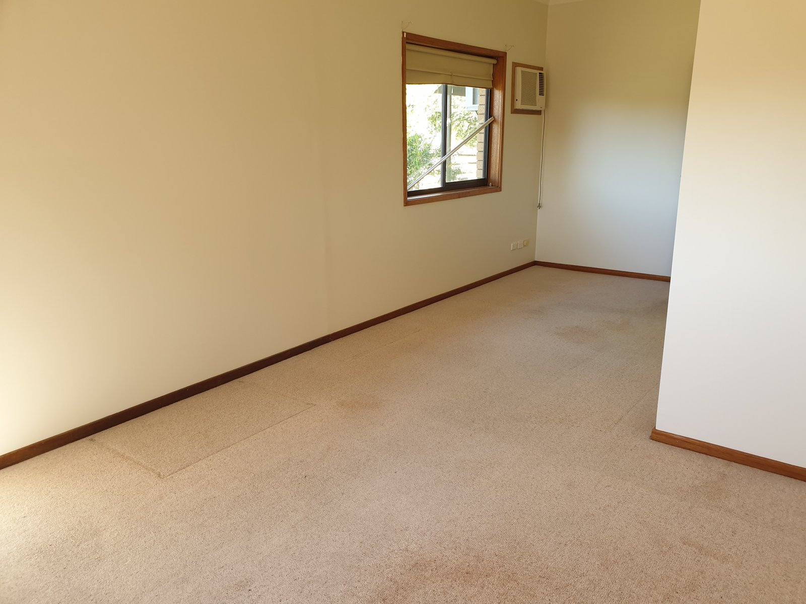 8 Elphick Street TUMUT 10