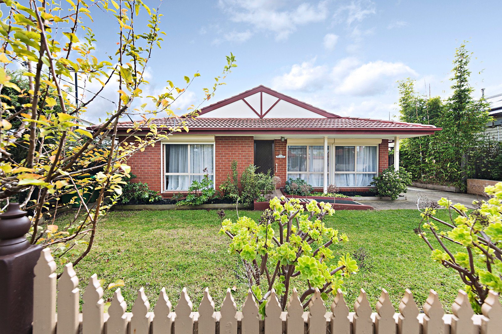 8 Emery Street, Preston VIC 3072