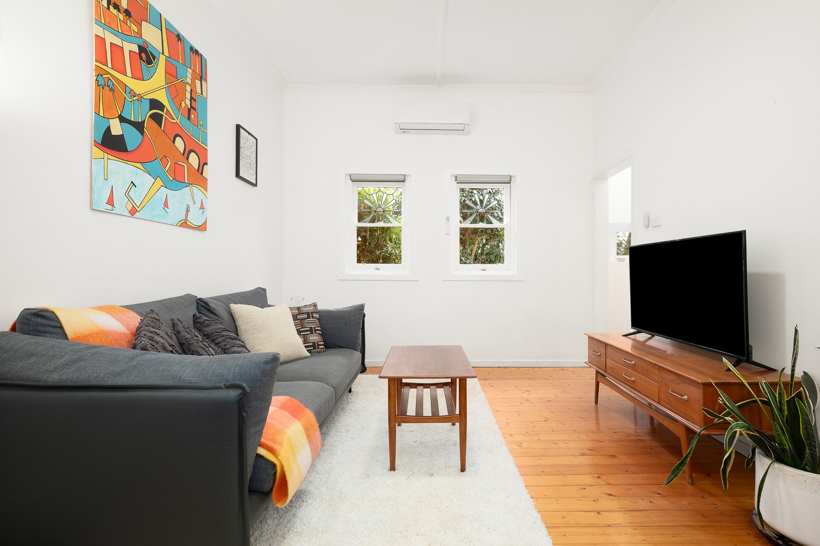 Gallery: 8 Enfield Street