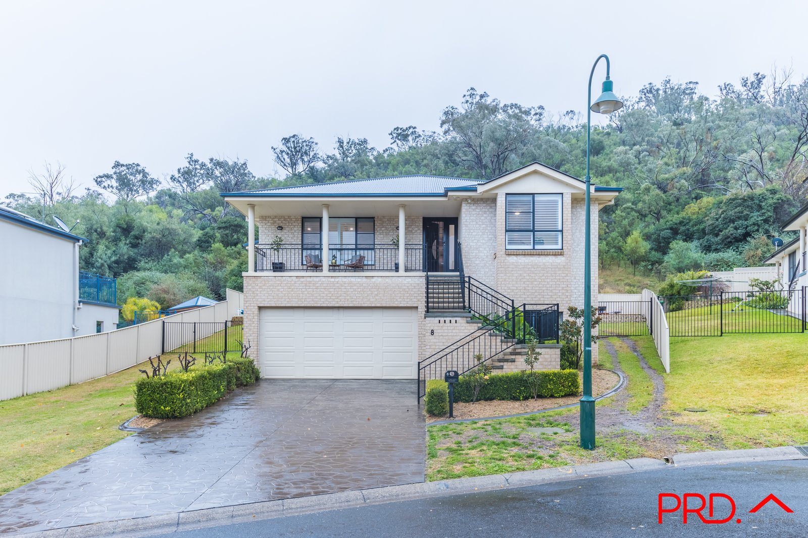 8 Errol Place TAMWORTH 1