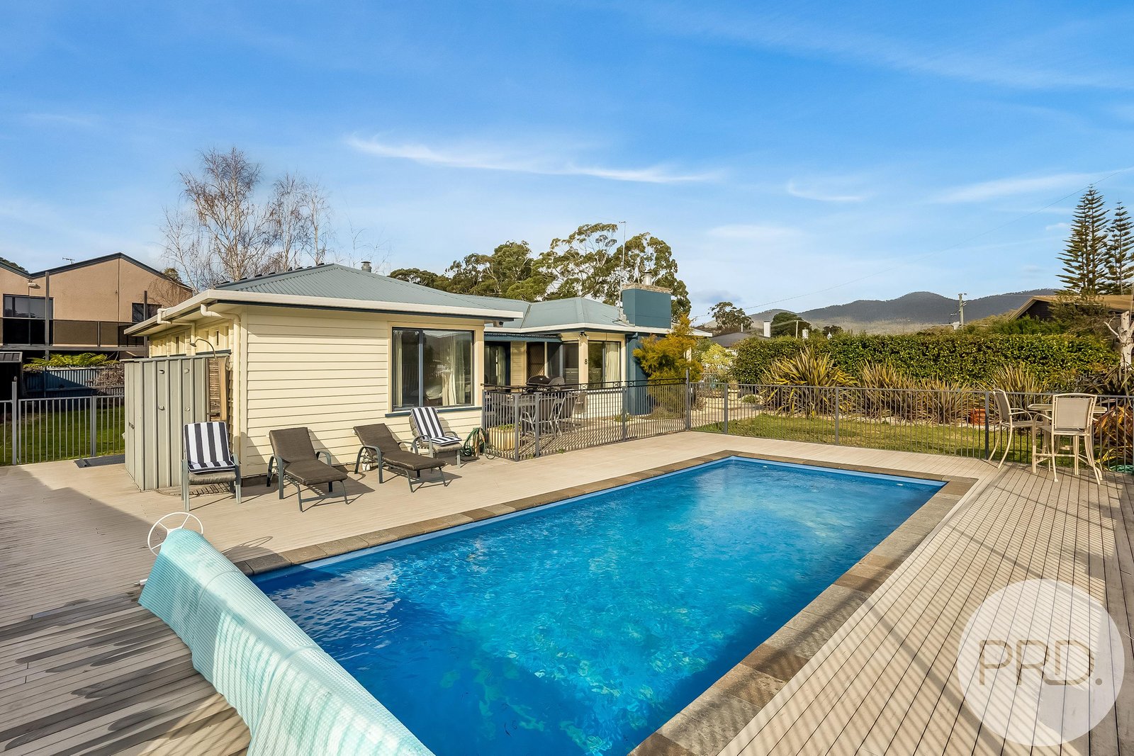 8 Esplanade  ORFORD 5