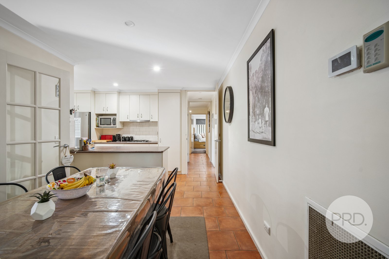 8 Eyre Street LAKE ALBERT 10