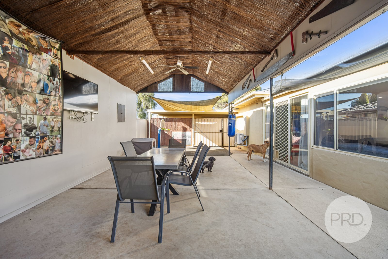 8 Eyre Street LAKE ALBERT 20