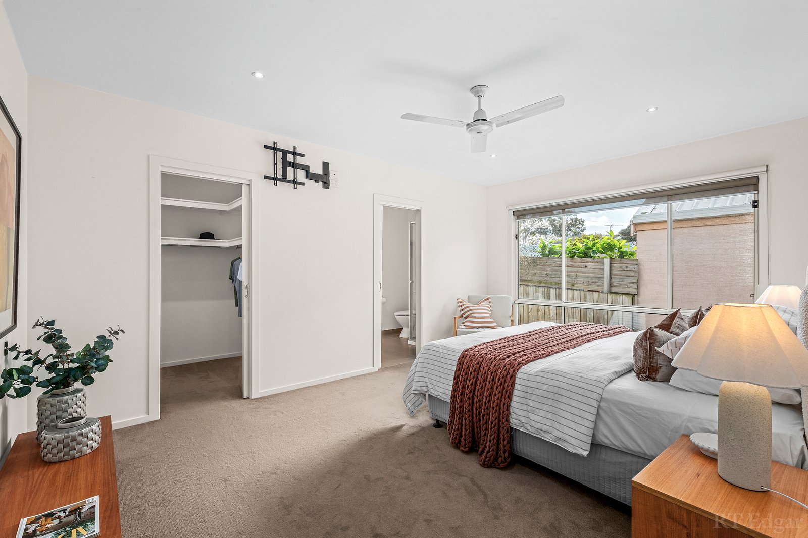 Real Estate and Property in 8 Fernleigh Place, Ocean Grove, VIC