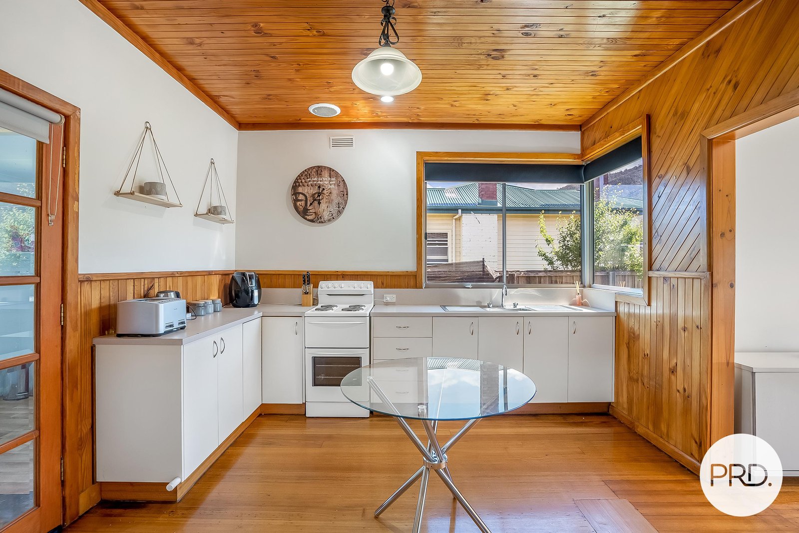 8 Fifth Avenue NEW NORFOLK 11