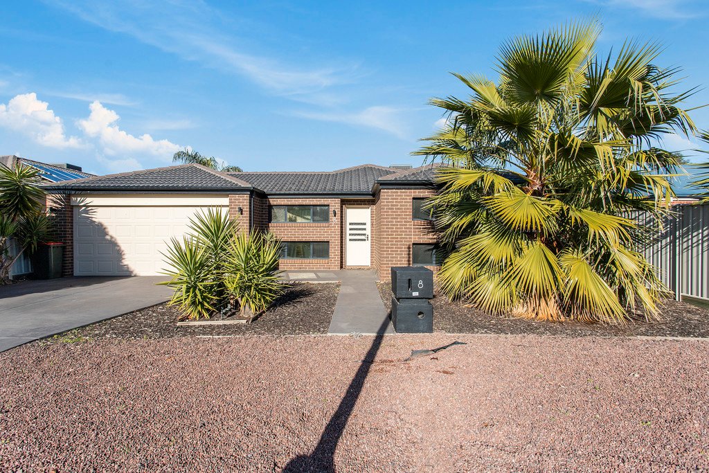 8 Findon Court EPSOM 1
