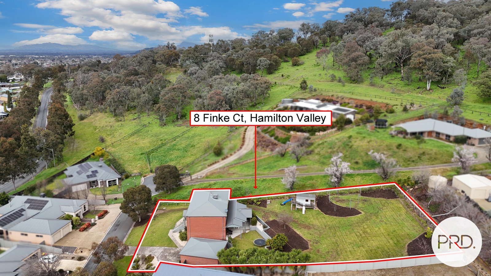 8 Finke Court HAMILTON VALLEY 24
